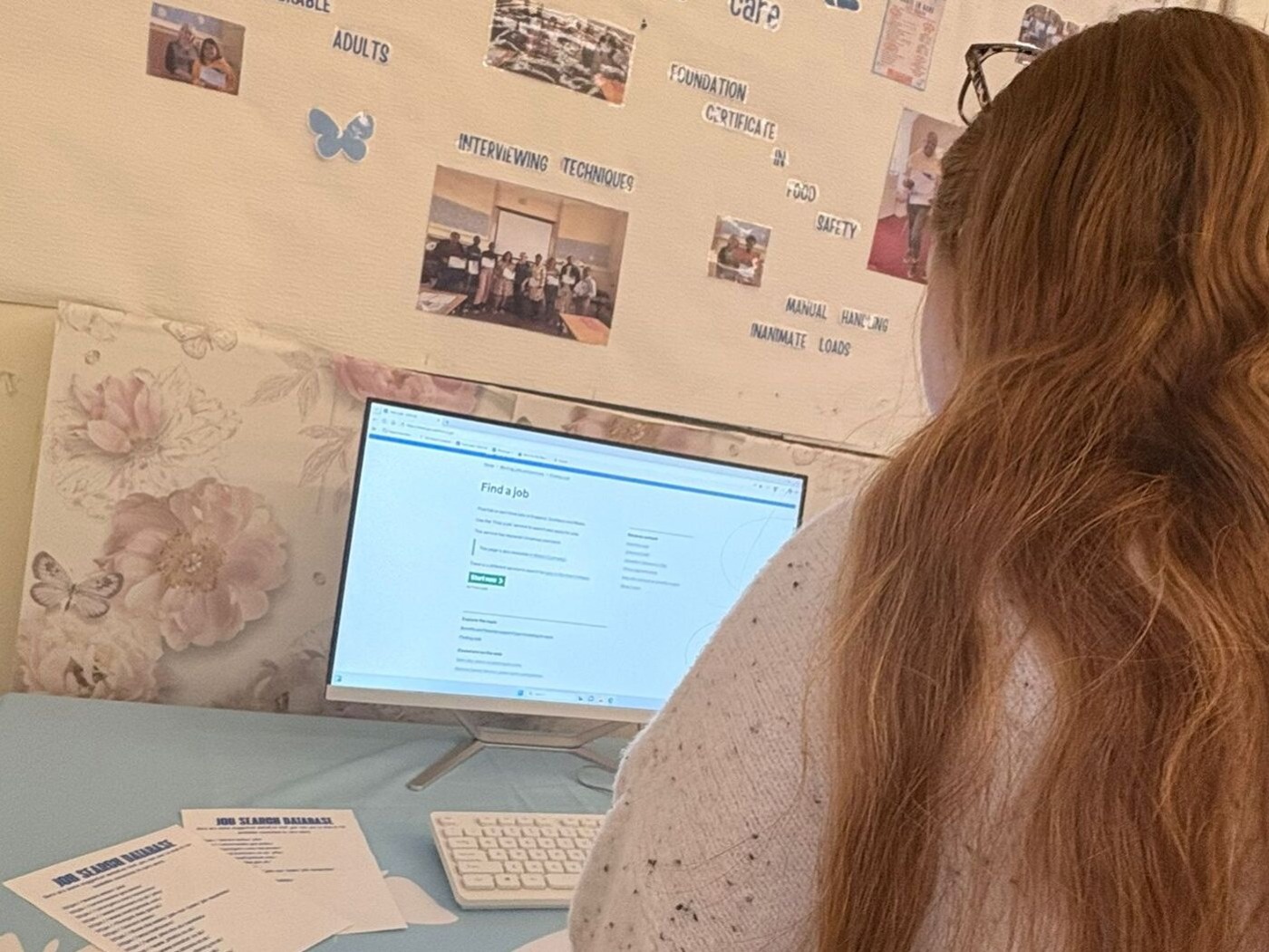 Picture of a girl at a computer at Me, Myself and I Community Hub